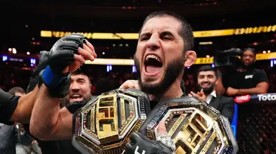 Ислам Махачев