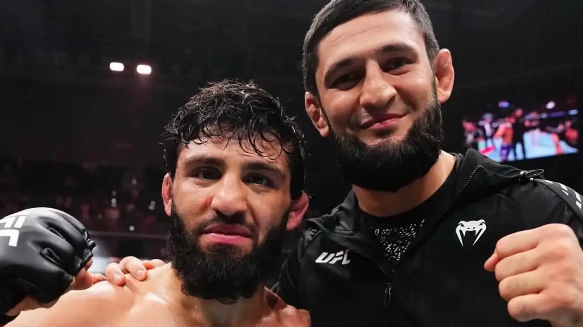 &quot;Он номер один&quot;: Чимаев оценил выступление Царукяна в бою с Хукером