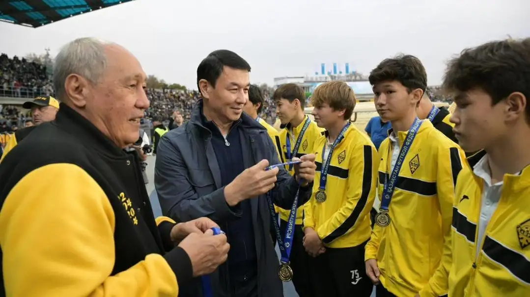 Алматинский "Кайрат" стал пятикратным чемпионом РК и установил рекорд по медалям