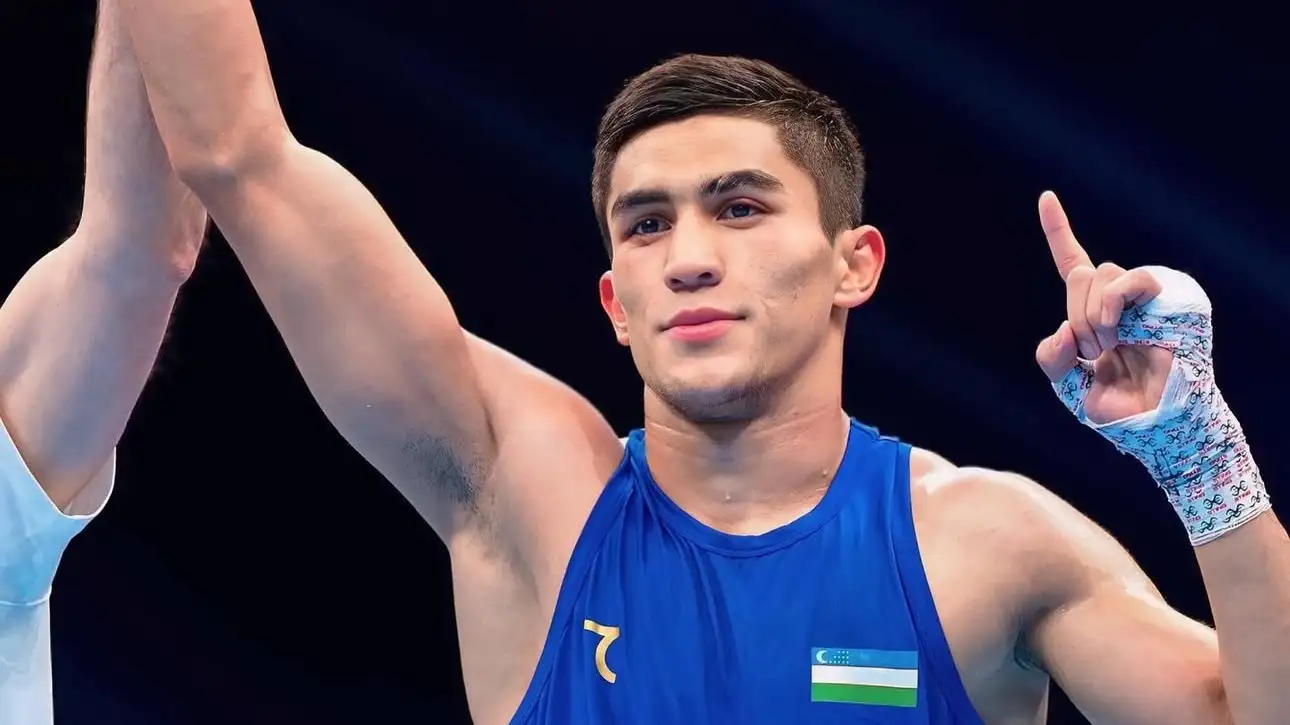 Олимпийский чемпион из Узбекистана, скандально победивший казахстанца, перешёл в профессиональный бокс