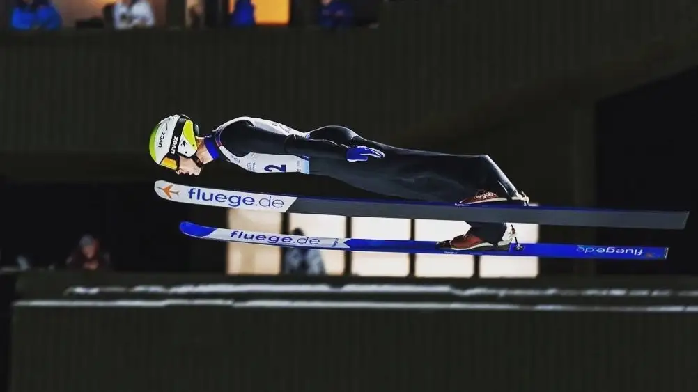"Летающий лыжник" из Казахстана провалил выступление на этапе Кубка мира в Швеции