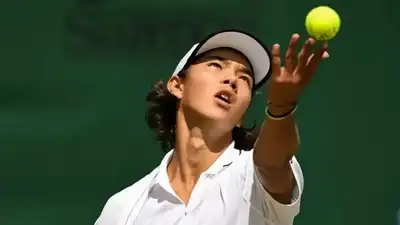 Амир Омарханов 