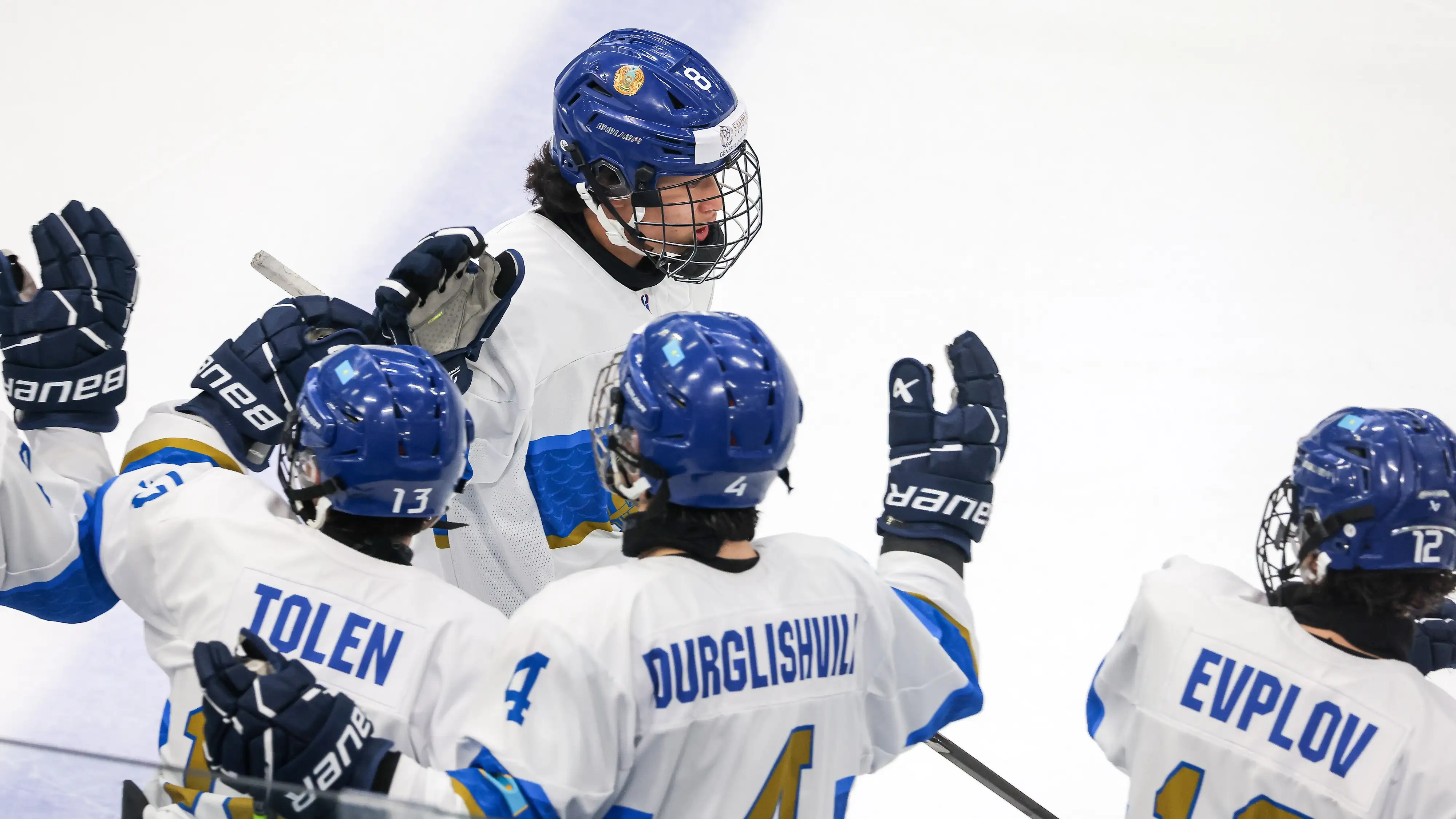 Стали известны соперники сборной Казахстана по хоккею по товарищеским матчам перед ЧМ