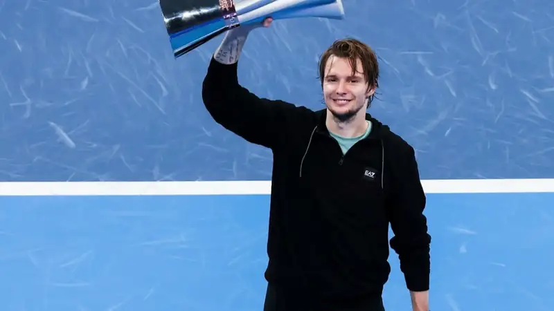 "Иду верным путём": первая ракетка Казахстана рассказал о цели на 2026 год