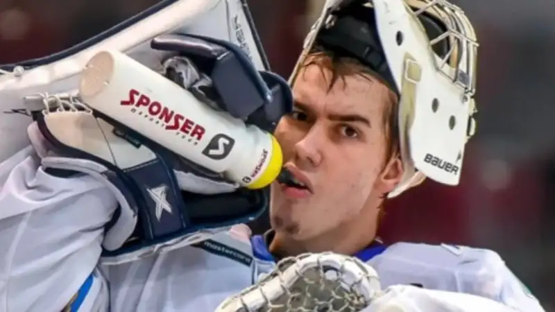 Казахстанский вратарь остался в запасе на матч американской хоккейной лиги ECHL