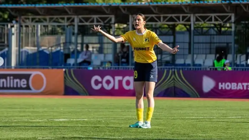 Тренер обматерила футболисток "Ростова"