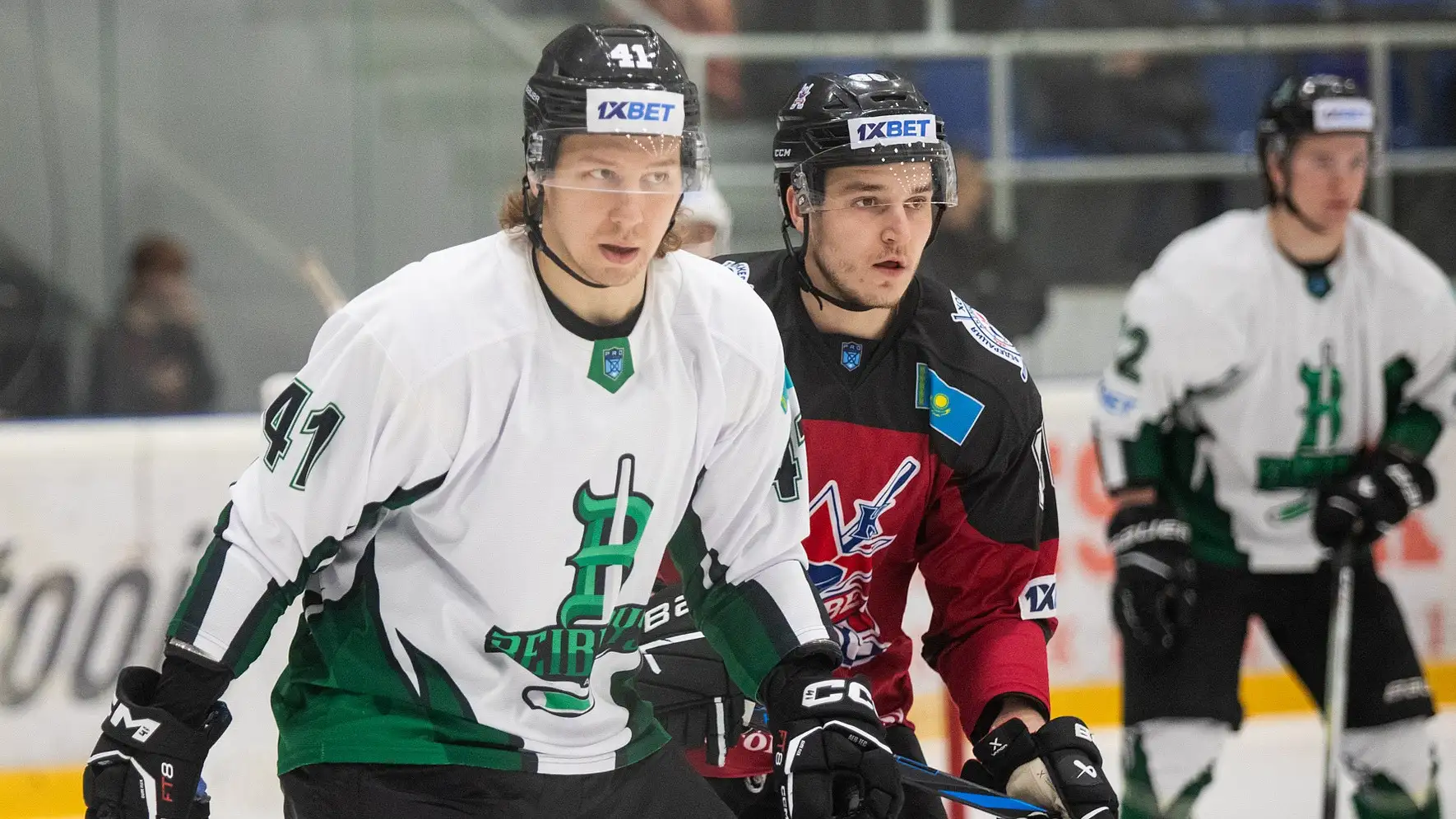 Фавориты в гостях не пожалели хозяев: результаты матчей чемпионата Казахстана по хоккею