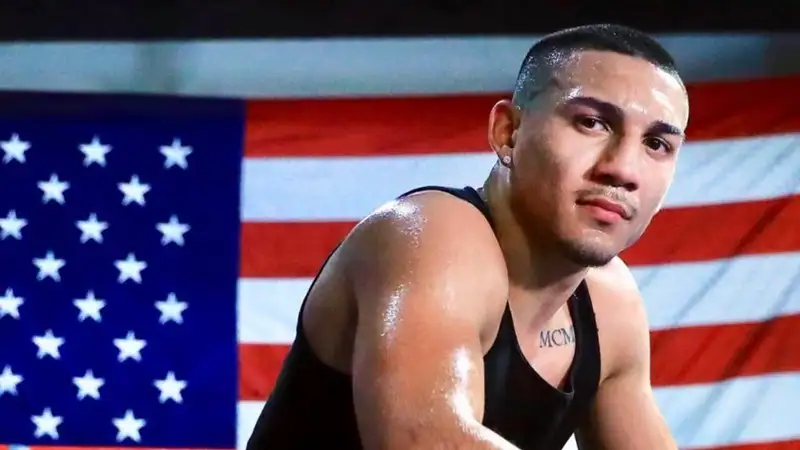 Теофимо Лопес намерен побить Стивенсона, а затем встретиться с Кроуфордом