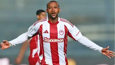 250 фанатов прилетит в Астану