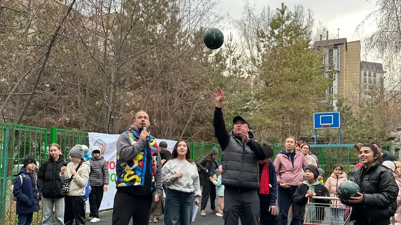 В Алматы продолжается реализация городского спортивного проекта "Спорт – Достық алаңы"