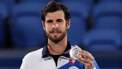 Карен Хачанов