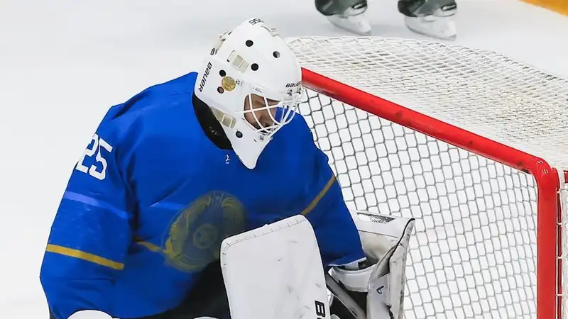 Буллиты решили судьбу товарищеской игры сборной Казахстана по хоккею перед чемпионатом мира