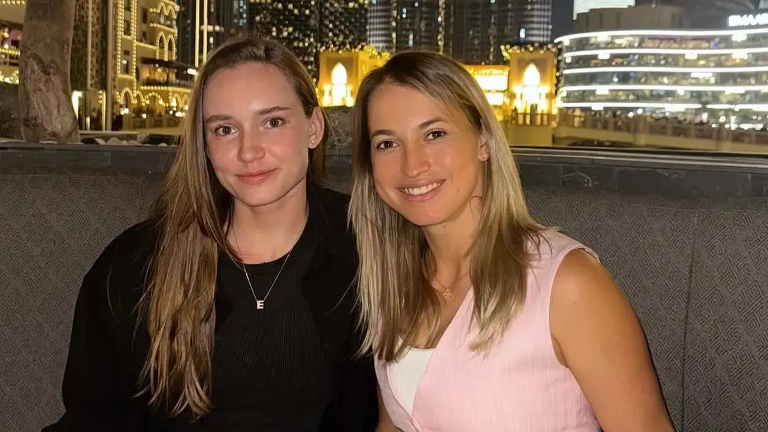 Путинцева опубликовала фотографию с Рыбакиной в Дубае