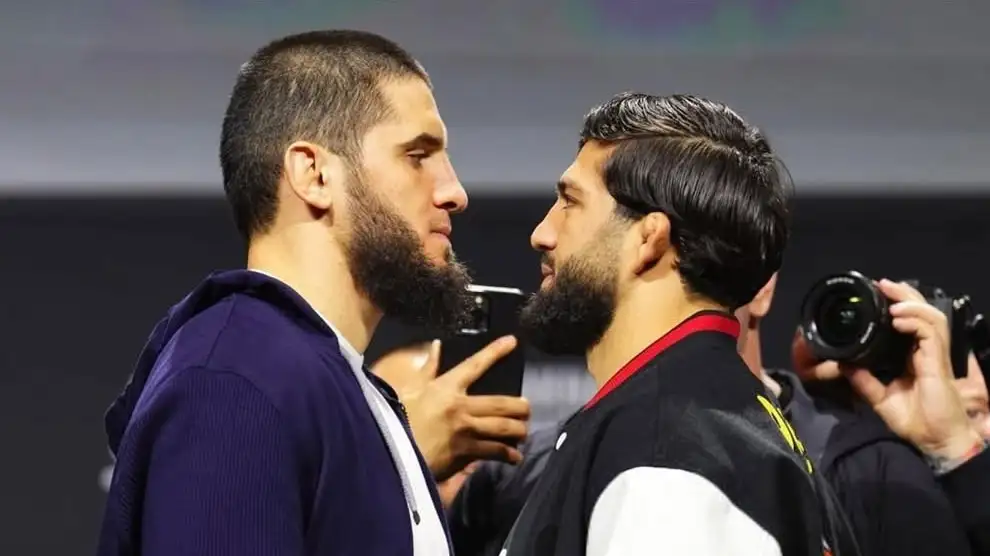 Ислам Махачев