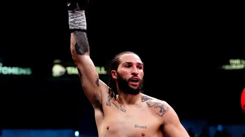 Нико Али Уолш 