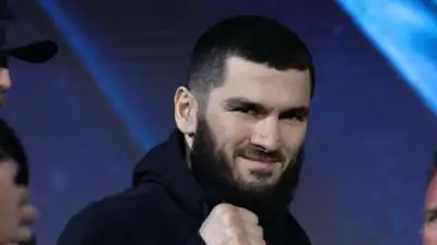 Артур Бетербиев