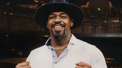 Джон Джонс не считает Нейта Диаса гангстером