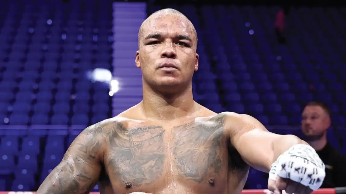 "Было бы по-другому, если Александр отдал титул раньше": Уордли расстроило решение Усика