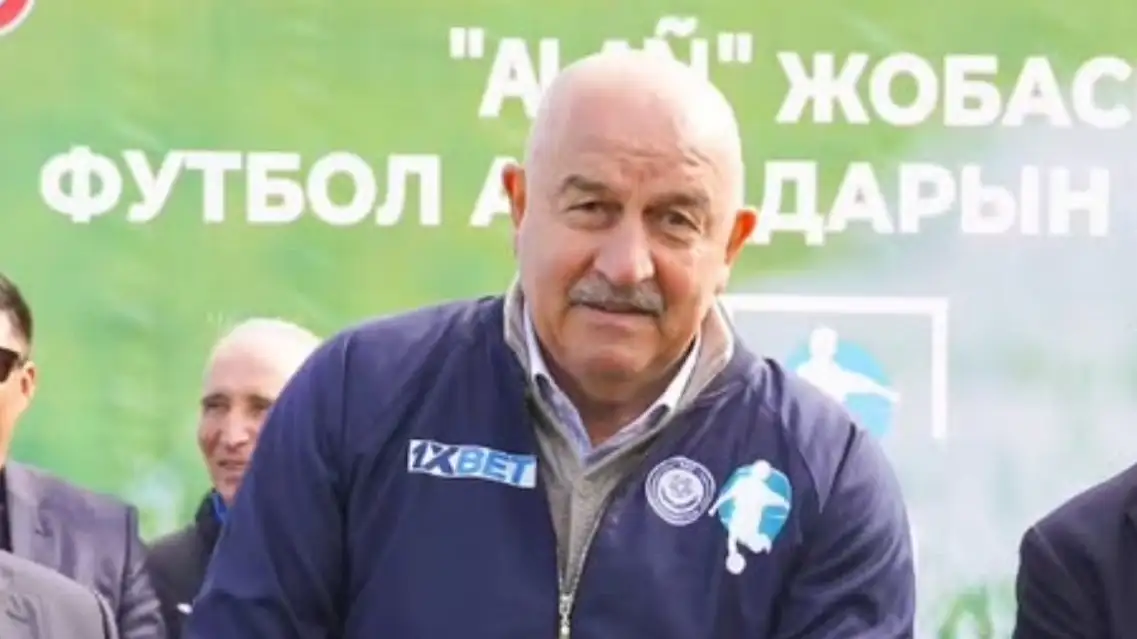Черчесов рассказал забавную историю, связанную с игроком сборной Казахстана