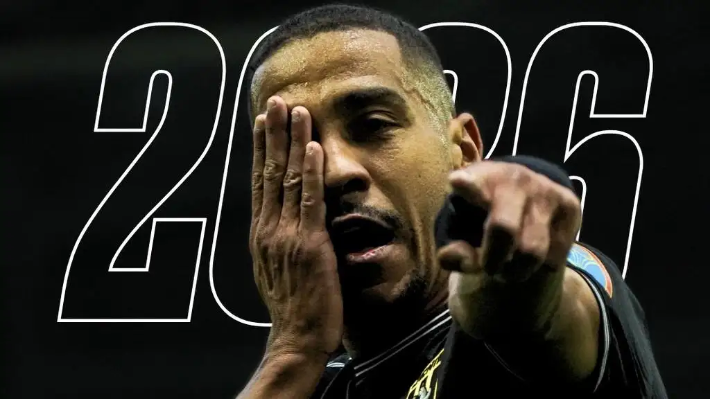 "Женис" продлил бразильца