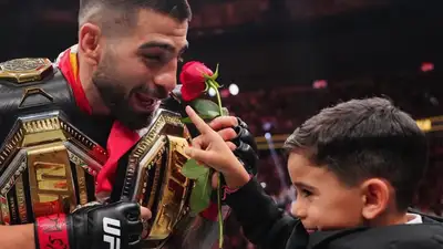 Боец UFC обратился к Топурии: Ты ублюдок и не заслуживаешь видеть своих детей