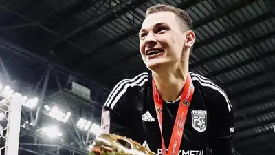 Чесноков прибудет в "Хартс" после 25 декабря