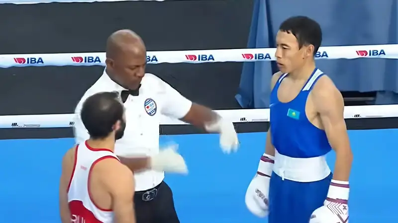 Момент скандального поединка Жусупов - Худоян на чемпионате мира-2025