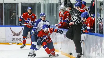 Как выглядит турнирная таблица чемпионата Казахстана по хоккею перед возобновлением игр