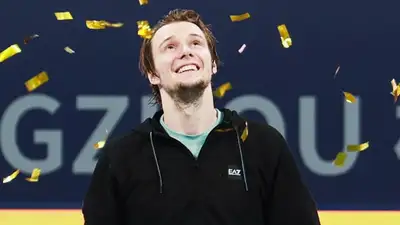 Бублик сыграет в выставочном турнире с призовым фондом 1 млн долларов