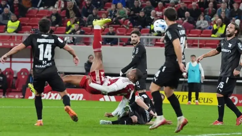 Гол через себя на Кубке Африки 