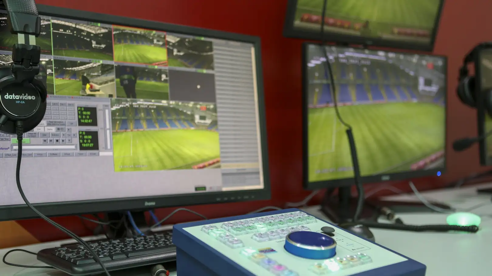 В Казахстане будет внедрена VAR-система Hawk-Eye