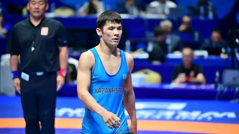 Завершает 2025 год в хорошем настроении