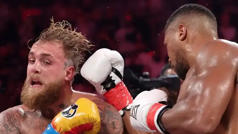 Фото: Instagram/daznboxing