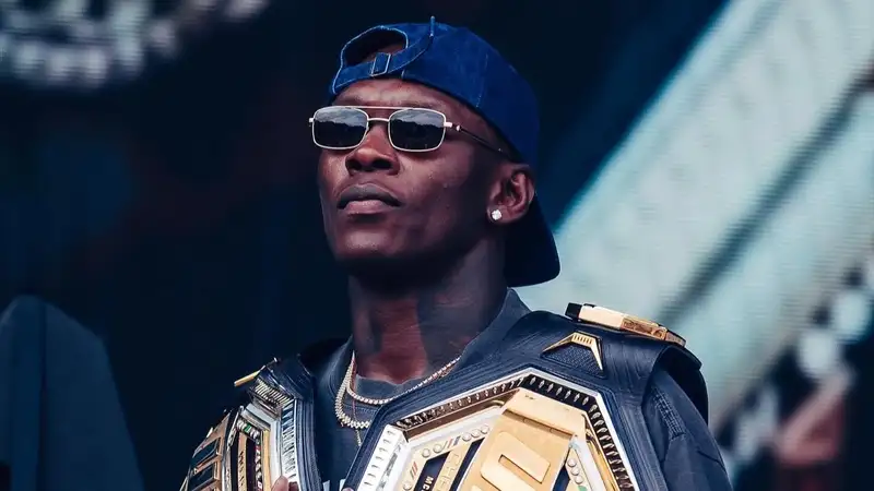 Исраэль Адесанья