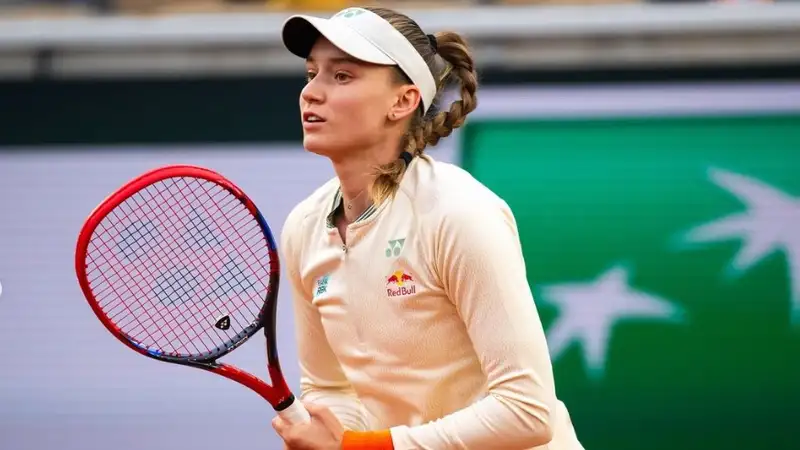 Рыбакина обыграла Бенчич