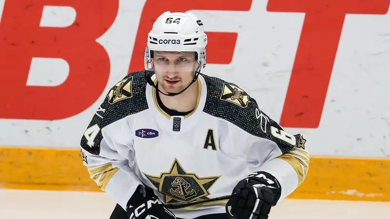 Голевое действие казахстанского хоккеиста не помогло его команде победить в матче КХЛ