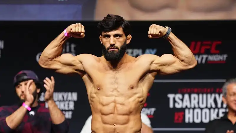 Царукян назвал причину, почему UFC "притормозил" его карьеру