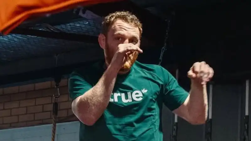 Экс-чемпион UFC хочет подраться с Рахмоновым, чтобы вновь получить титульный бой