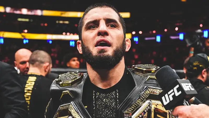 Экс-чемпион UFC назвал победителя боя Махачев – Топурия