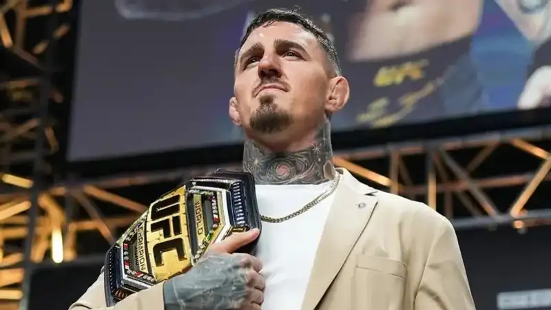 Том Аспиналл