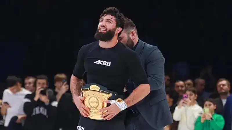 Арман Царукян 