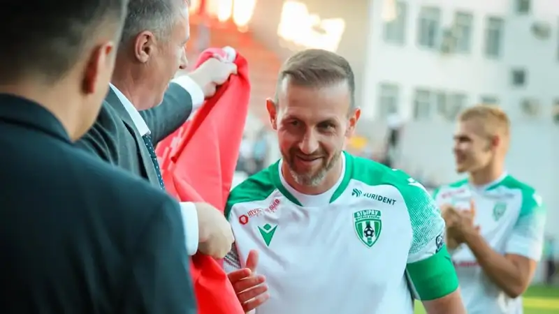 Легионер "Атырау" может променять профессиональный футбол на медиа