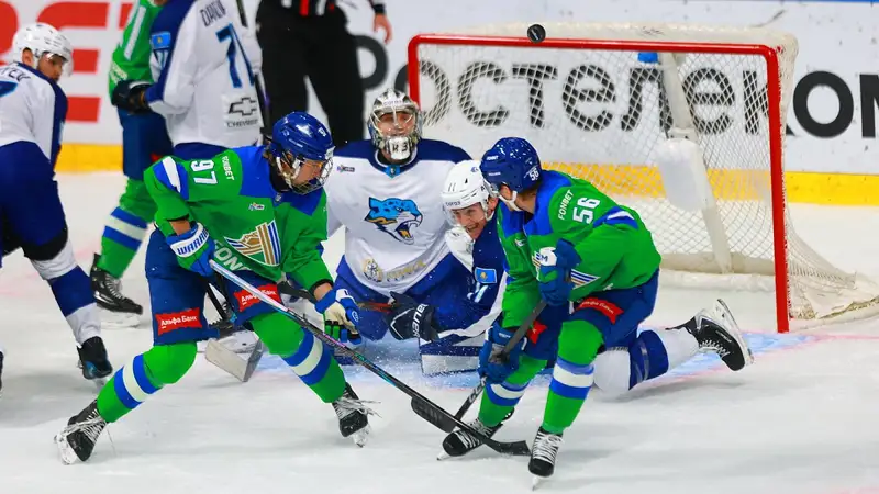 Видеообзор матча "Салават Юлаев" – "Барыс" в КХЛ