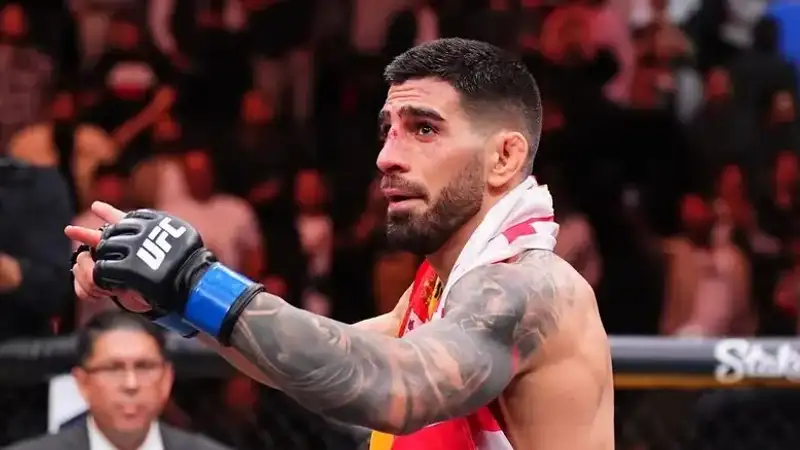 Илия Топурия 