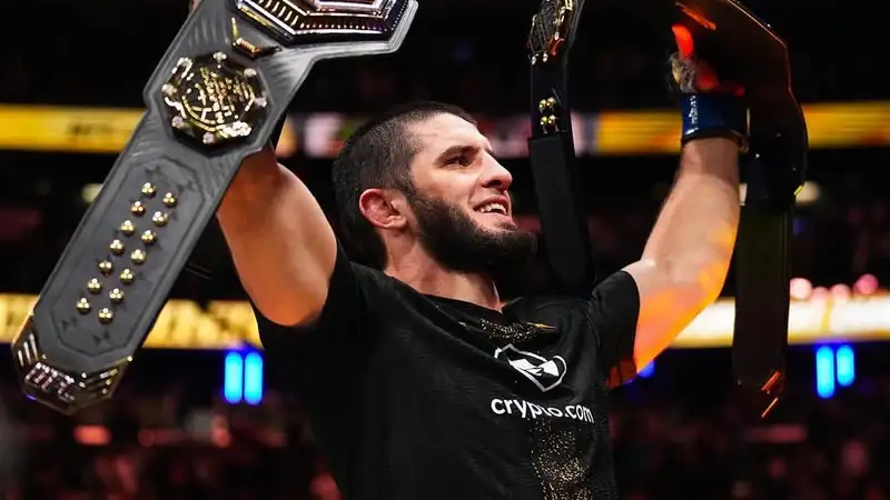 Ислам Махачев