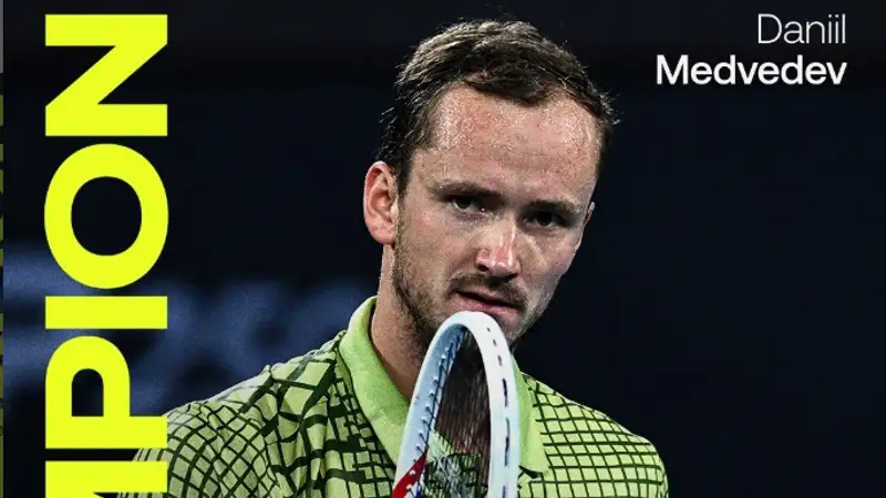Медведев выиграл турнир в Брисбене