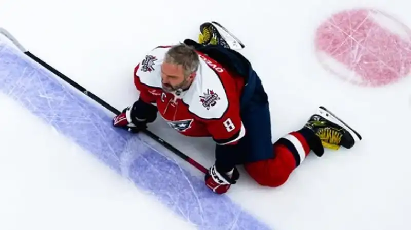 Овечкину 22 гола Гретцки 