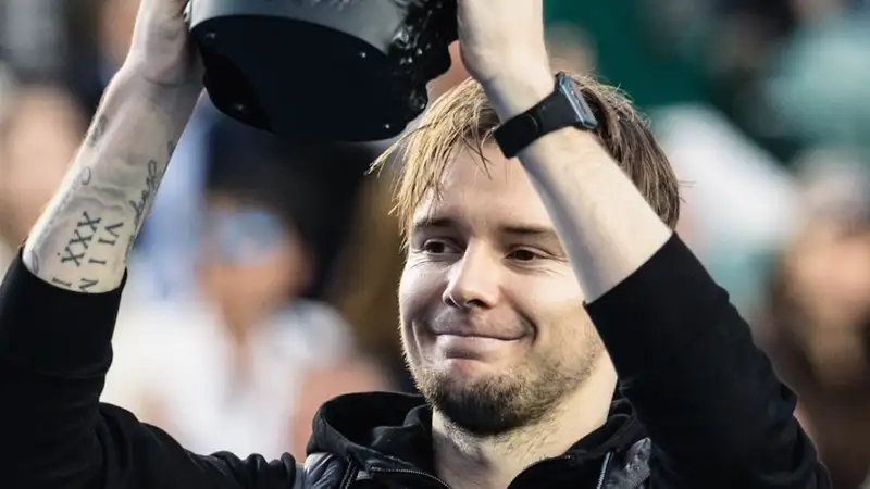 Легендарный теннисист высказался о дебюте Бублика в топ-10