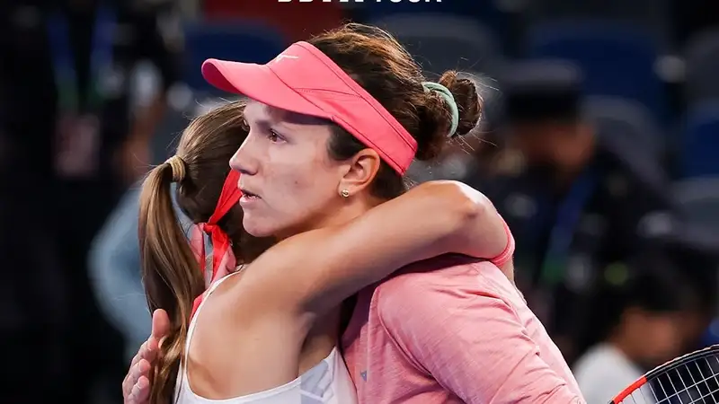 Лучшая парная теннисистка Казахстана без борьбы вышла в полуфинал топ-турнира в Австралии