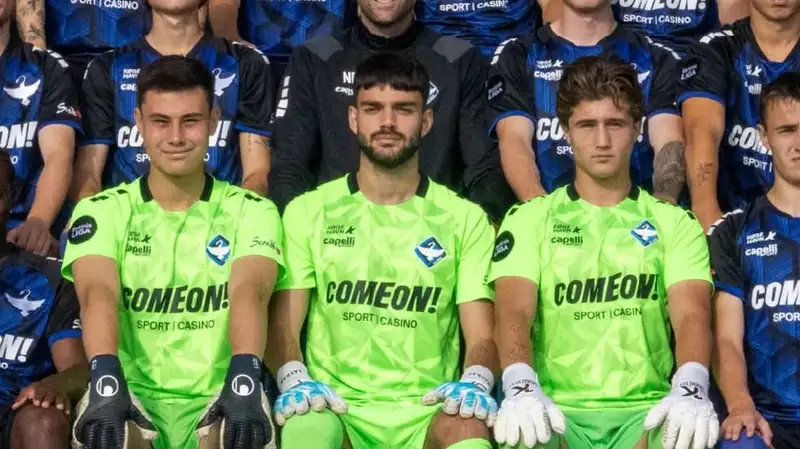 В Дании тепло приняли голкипера из Казахстана